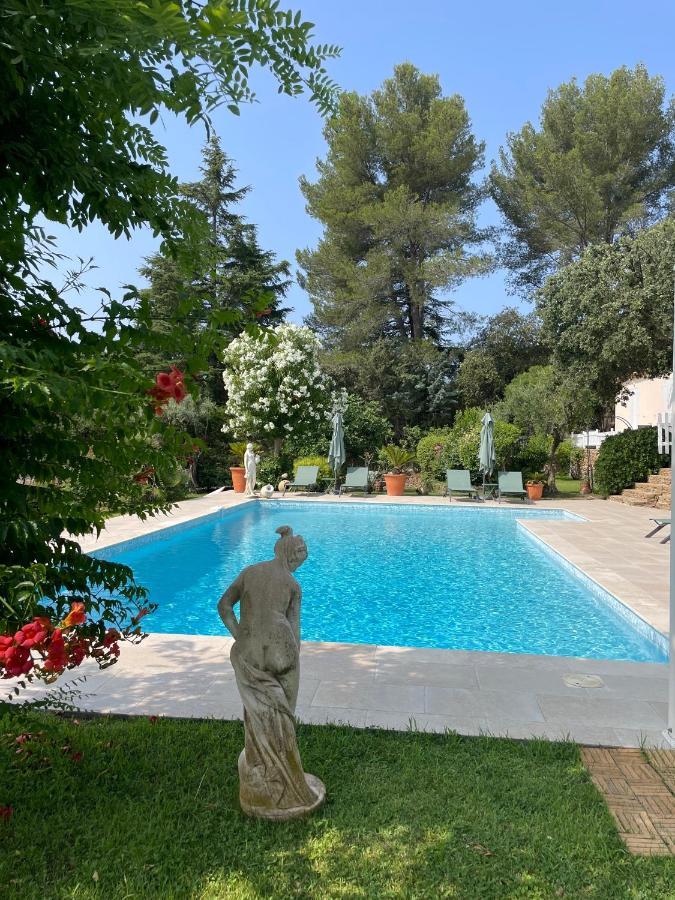 Le Clos Serein Le Beausset Kültér fotó